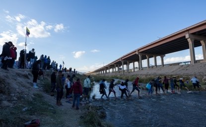 Migration crossing Us southern border