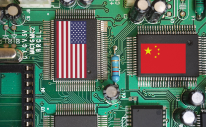 Chips with American and Chinese flag